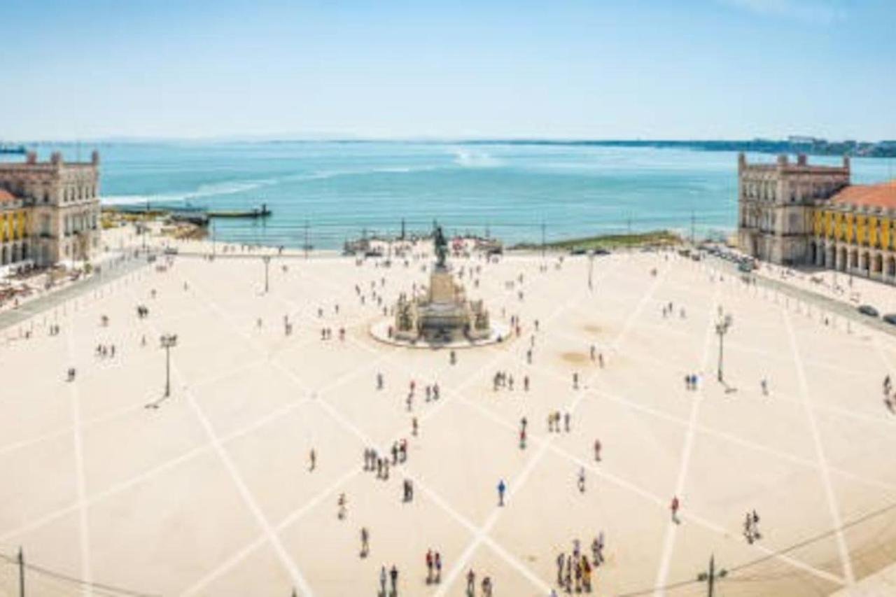 2 Bedroom For 4 People With Free Public Parking Lissabon